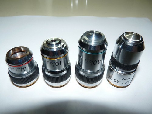 Microscope objectives 10x - 4x,