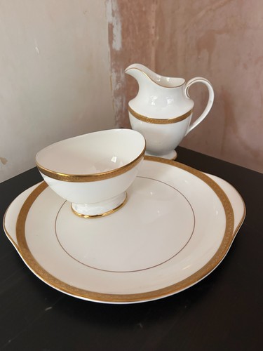 Royal doulton gold - doulton,