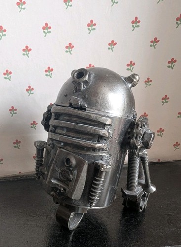 Recycled metal star wars - metal, r2