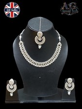womens necklace and earing set
