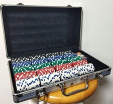 Cardinal Ceramic Poker Chip