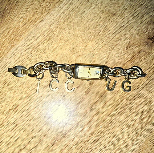 Gucci vintage ladies quartz - gucci,