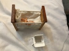 VINTAGE  BABY FIGURE NURSERY