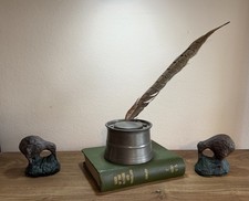 Unusual Vintage pair of kiwi ornaments in good condition. 