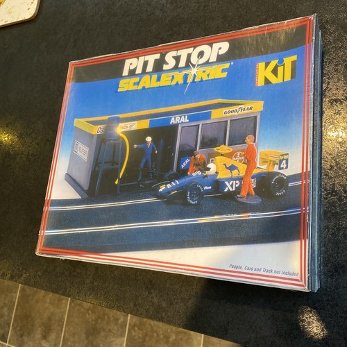 Vintage scalextric c235 pit - vintage,