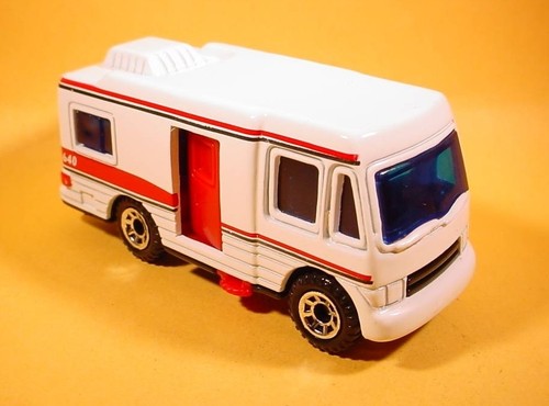 Matchbox white truck camper - white,