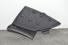 spark plug hatch plug service