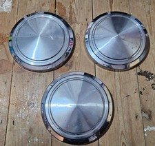 3X CLASSIC CAR WHEELS HUB CAPS