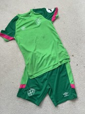 West Ham Boys Goalkeeper Kit Size L Preloved