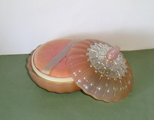 Vintage elusive avon beauty - vintage,