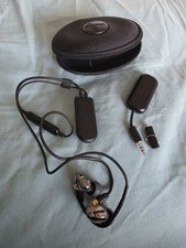 Shure SE425 In-Ear Sound Isolating Earphones with Shure BT2 Wireless 