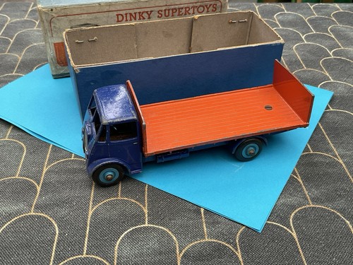 Dinky toys 513 guy - guy, flat