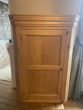 Pine Corner Cupboard with Door