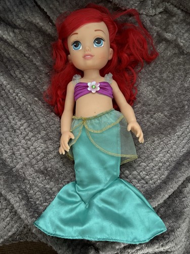 2010 disney store - disney,
