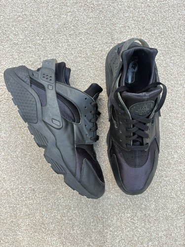 Nike air huarache triple black - nike,