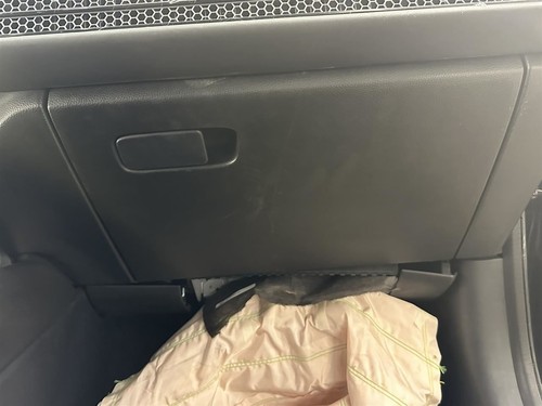 2023 glove box - ,