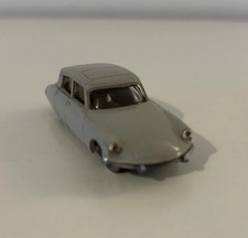 Lego HO 1:87 Scale - Citroen DS19  - Grey with headlights 