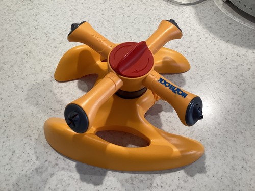 Hozelock round sprinkler - round, plus