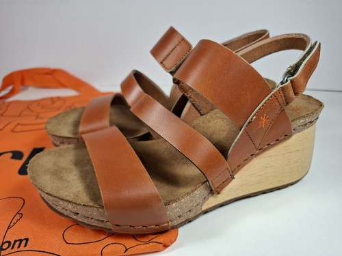 Art women 1320 borne wooden - 1320,