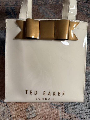 Ted baker alocon - baker, glossy