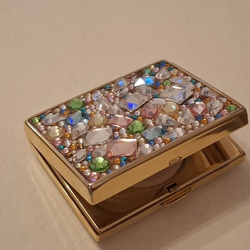 Estee lauder compact powder
