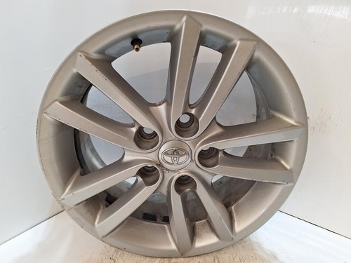2013 toyota auris - toyota,