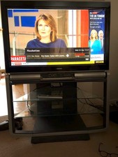 Toshiba 36ZP38B Colour CRT  36” TV With Remote, Stand + Surround Sound Speakers