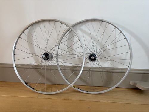Handbuilt track wheels shimano - track,