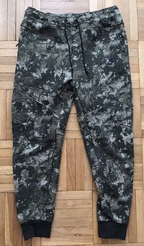 Size large mens - large, nike