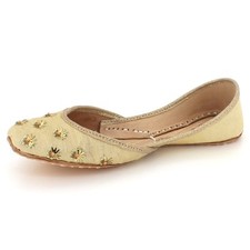 Women Studded Jutti Khussa