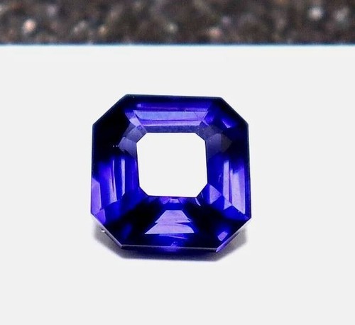 Certified rare lustrous - rare,