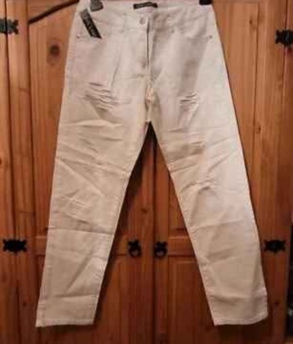 Ladies white love - label, ripped