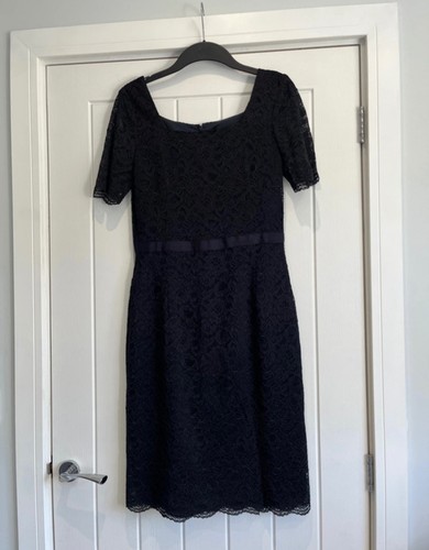Jaeger black lace dress size - black,