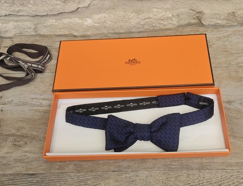 Hermès men bow tie - men's, silk