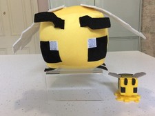 MINECRAFT BEE 9” 23cm Plush Soft Toy + McDonalds Happy Meal Toy BEE Mojang