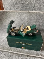 Burago Jaguar E Cabriolet 1961