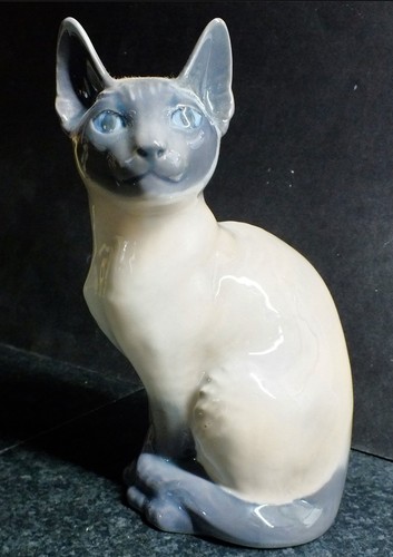 Royal copenhagen siamese - royal, cat