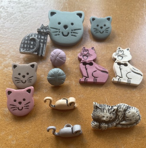 Animal themed buttons - themed,