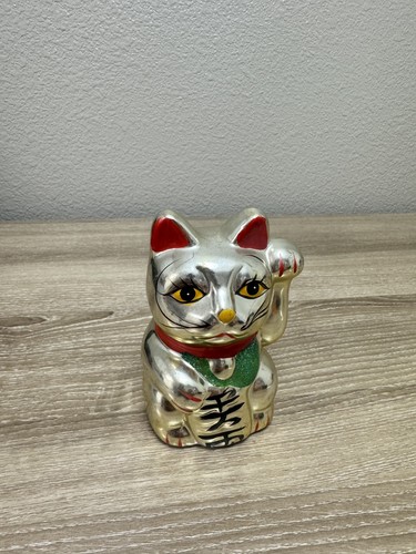 Japanese ceramic maneki neko - japanese,