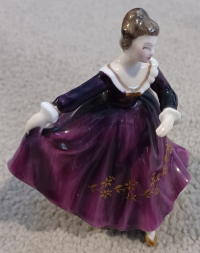 Royal doulton figurine - royal,