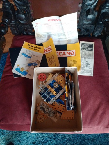 Meccano 1970s with spanners - meccano,