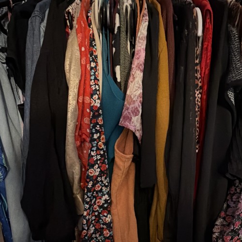 8kg joblot preloved - preloved, clothes