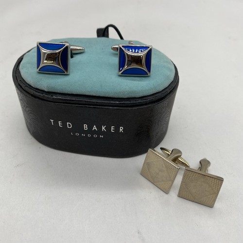 Cufflinks pairs housed - x2, a