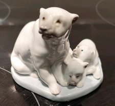 Lladro No 5434 Polar Bear with Two Cubs - Damaged