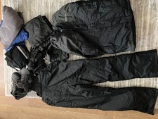 Skiing snowboarding clothes - skiing/snowboarding,