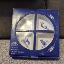 Ringtons Willow Pattern Quarter Dishes Dips /Snack  Dishes - Wooden Base B186