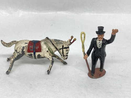 Circus performing liberty - circus,