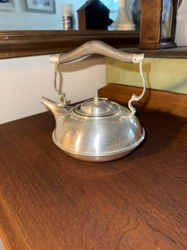 Silerplated collactable teapot