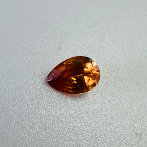 Natural padparadscha sapphire - padparadscha,