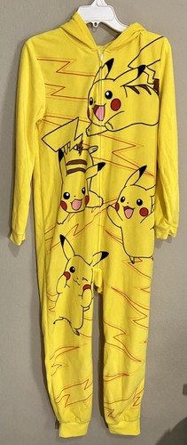 Authentic pokémon pikachu - pokémon,